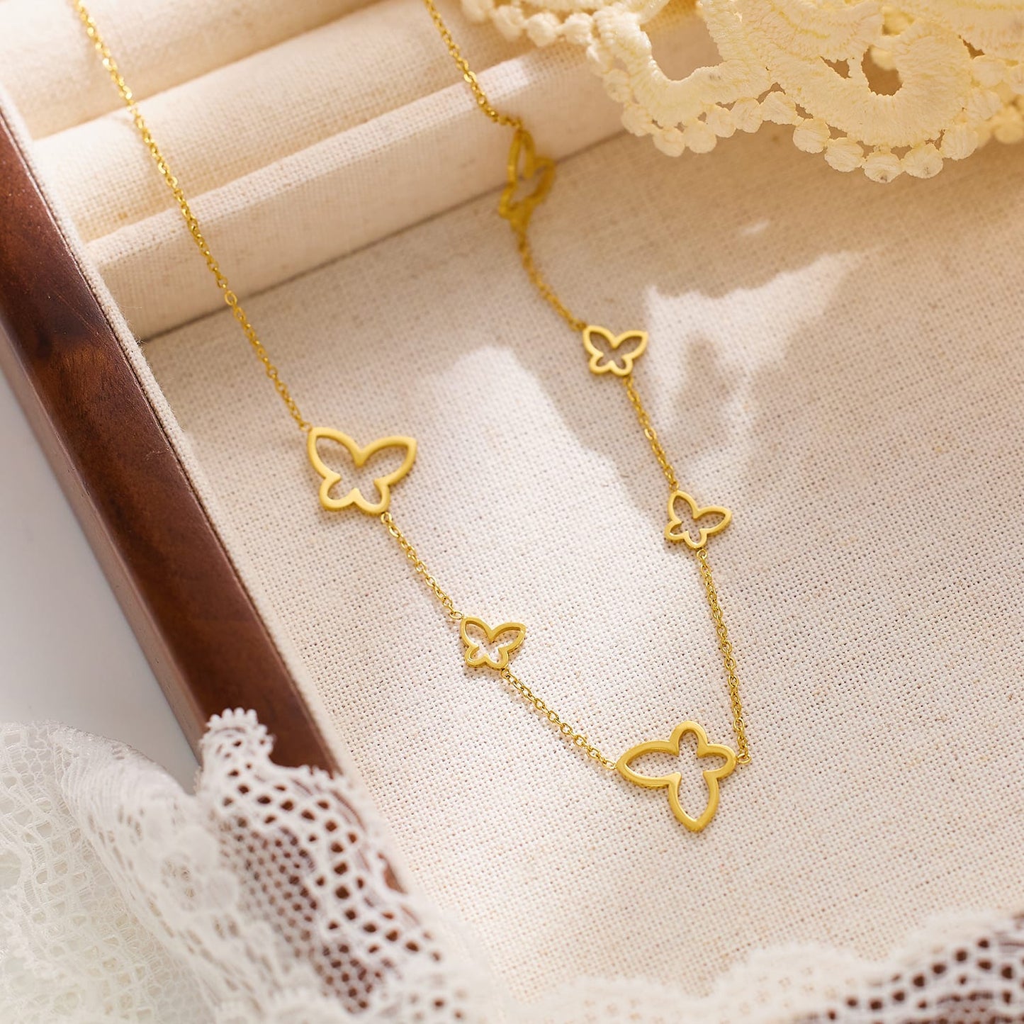 Butterfly necklase