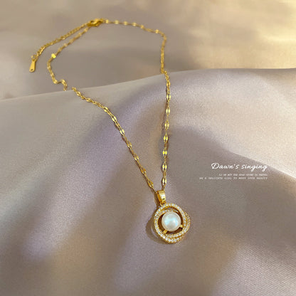 Gold Pearl Pendant Necklace